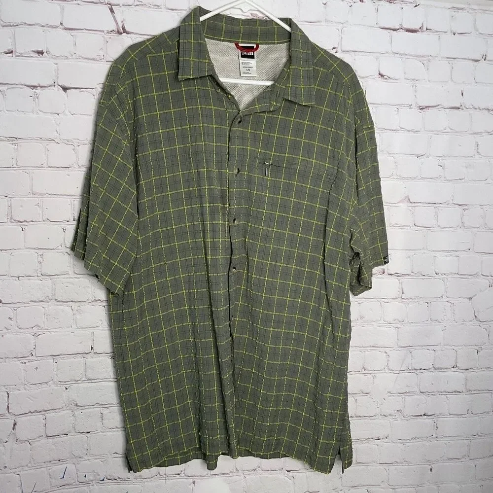 The North Face Men's Green/Yellow Plaid Short Sleeve Button‎ Up Shirt Size L